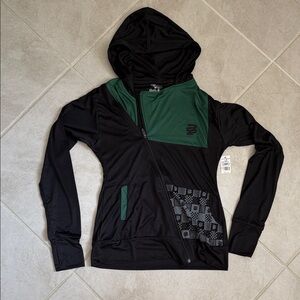 Universal Studios Harry Potter Slytherine women’s zip up S NWT